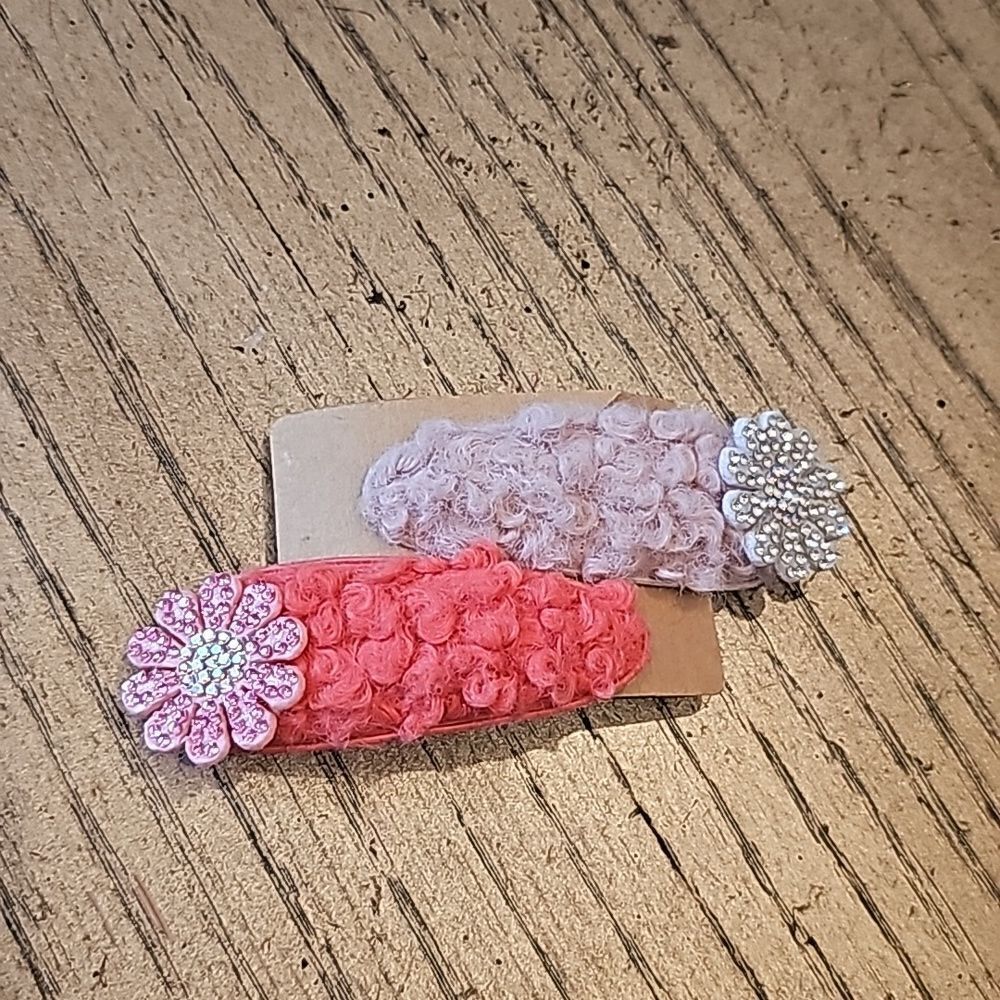 Cute fuzzy hair clips New